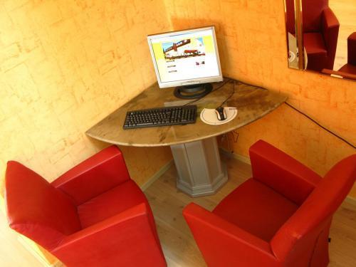 Hotel 4 Hufen Гросцитен Екстер'єр фото